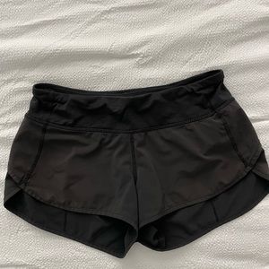 Black Lululemon shorts size 6 yoga workout shorts